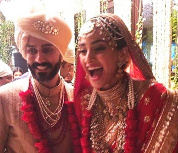 sonam kapoor, sonam kapoor marriage, sonam kapoor wedding, sonam kapoor marriage pics, sonam kapoor wedding pics, anand ahuja, Sonam Kapoor and Anand Ahuja, Sonam Kapoor and Anand Ahuja Wedding, Sonam Kapoor and Anand Ahuja Marriage
