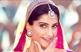 fashion designer, Sandeep Khosla and Tarun Tahiliani, anamika khanna, sonam kapoor, anand ahuja, sonam kaporo wedding, sonam kapoor wedding lehenga, sonam kapoor anand, jansatta