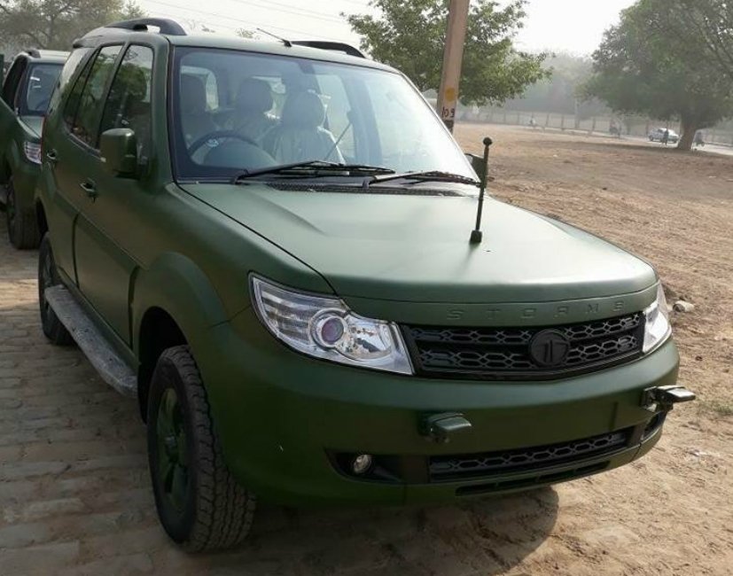 Tata Safari, Tata Safari storm, Safari storm, Tata Safari army, army Tata Safari, army Tata Safari pics, army Tata Safari price, Tata Motors, Cars used by Indian army, Tata Safari Army edition,