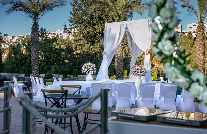 होटल के फेसबुक से ली गई फोटो। होटल के फेसबुक से ली गई फोटो।