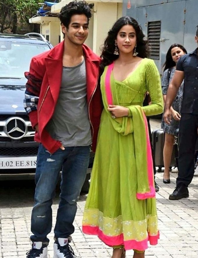 dhadak trailer, janhvi kapoor, ishan khattar in dhadak, janhvi kapoor in trailer release dhadak, janhvi wore green pink line anarkali suit on trailer launch, janhvi looks fabon dhadak trailer, shridevi daughter janhvi kapoor, dhadak, dhadak trailer, dhadak movie trailer, dhadak 20th july release, dhadak cast, jhanvi kapoor, jhanvi kapoor dhadak, ishaan khatter, ishaan khatter dhadak, ishaan khatter jhanvi kapoor