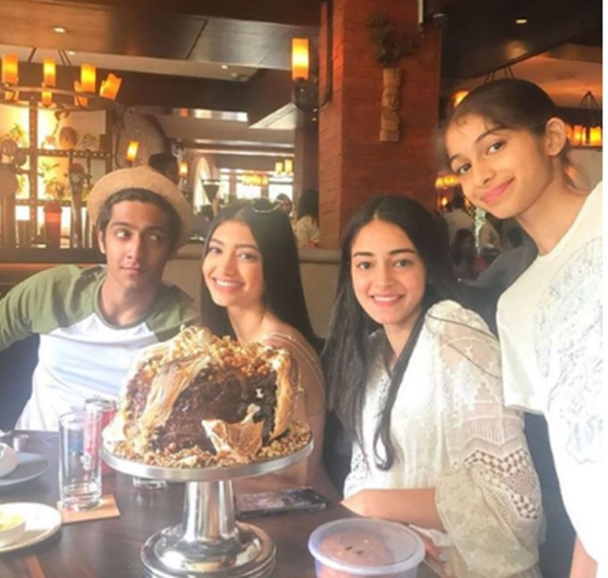 star of student of the year 2, Chunky Panday, Bhavana Panday, chunky daughter Ananya Panday, ananya panday a star of student of the year 2, star of student of the year 2, ananya having fun with family, ananya panday on Sunday brunch, television news, entertainment news,entertainment news, bollywood news, television news, entertainment news