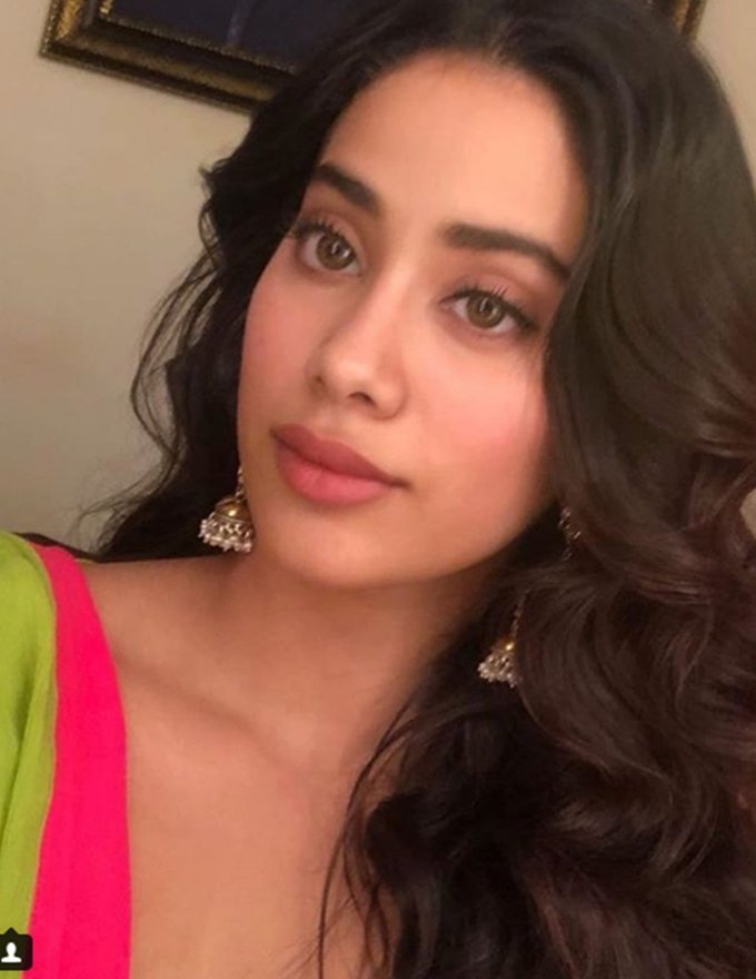 dhadak trailer, janhvi kapoor, ishan khattar in dhadak, janhvi kapoor in trailer release dhadak, janhvi wore green pink line anarkali suit on trailer launch, janhvi looks fabon dhadak trailer, shridevi daughter janhvi kapoor, dhadak, dhadak trailer, dhadak movie trailer, dhadak 20th july release, dhadak cast, jhanvi kapoor, jhanvi kapoor dhadak, ishaan khatter, ishaan khatter dhadak, ishaan khatter jhanvi kapoor
