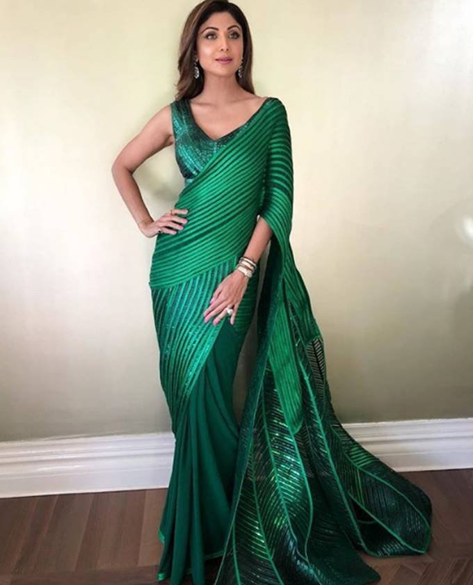 Shilpa Shetty, Raj Kundra, Viaan Raj Kundra, viaan, suburban theatre, Shamita Shetty, Sunanda Shetty, Shilpa Raj Viaan. Shilpa Shetty husband, Shilpa Shetty son
