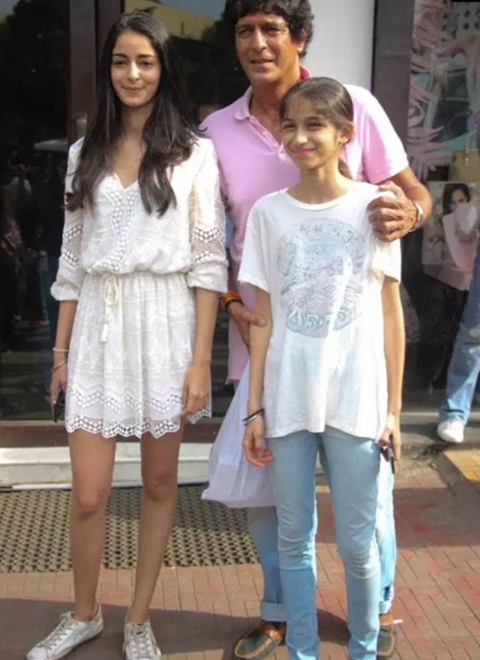 star of student of the year 2, Chunky Panday, Bhavana Panday, chunky daughter Ananya Panday, ananya panday a star of student of the year 2, star of student of the year 2, ananya having fun with family, ananya panday on Sunday brunch, television news, entertainment news,entertainment news, bollywood news, television news, entertainment news
