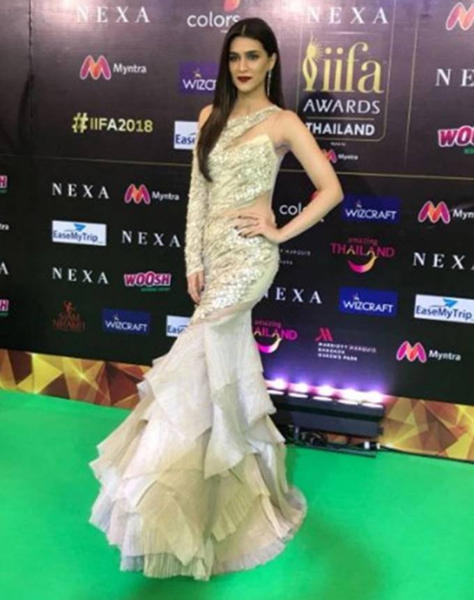 IIFA Awards 2018 Day 1, Dia Mirza, Anil Kapoor, Kartik Aaryan, Arjun Kapoor, Urvashi Rautela, Kriti Sanon, Bollywood stars In Bangkok for iifa awards 2018, Dia Mirza on first day of iifa 2018, Kartik Aaryan on first day of iifa 2018, Arjun Kapoor on first day of iifa 2018, out his wedding, salman in race 3, race 3 superstar salman khan, salman reply on wedding, katrina kaif, jacqueline fernandez, entertainment news, bollywood news, television news,out his wedding, salman in race 3, race 3 superstar salman khan, salman reply on wedding, katrina kaif, jacqueline fernandez, entertainment news, bollywood news, television news