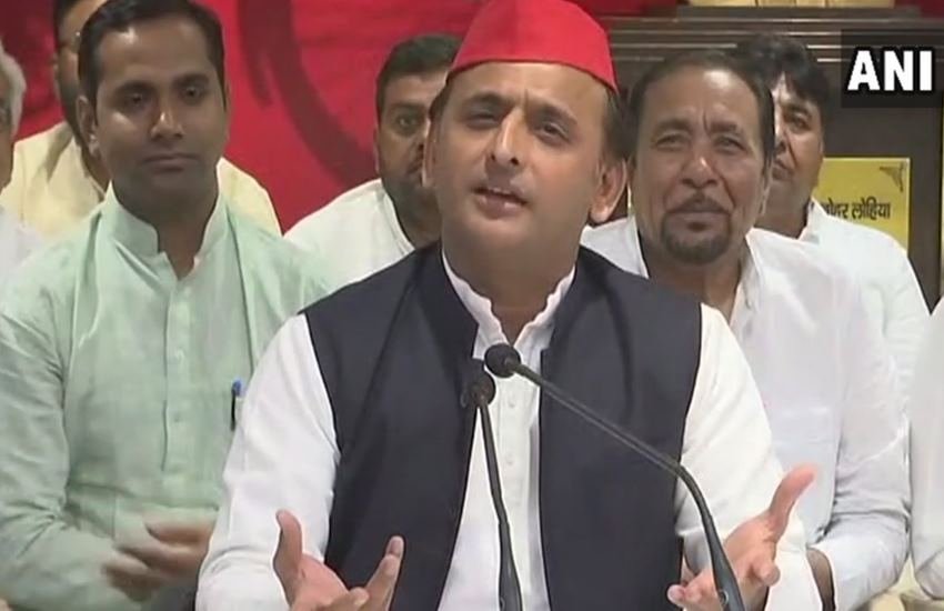 अखिलेश यादव 