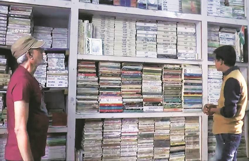 संग्रहालय में आठ कांड रामायण से लेकर रानी एलिजाबेथ के दरबारी कवि की 1862 में प्रकाशित वह किताब भी मौजूद है। 