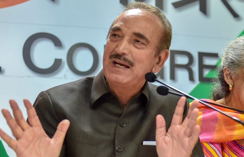 कांग्रेस के वरिष्ठ नेता गुलाम नबी आजाद (पीटीआई फोटो)