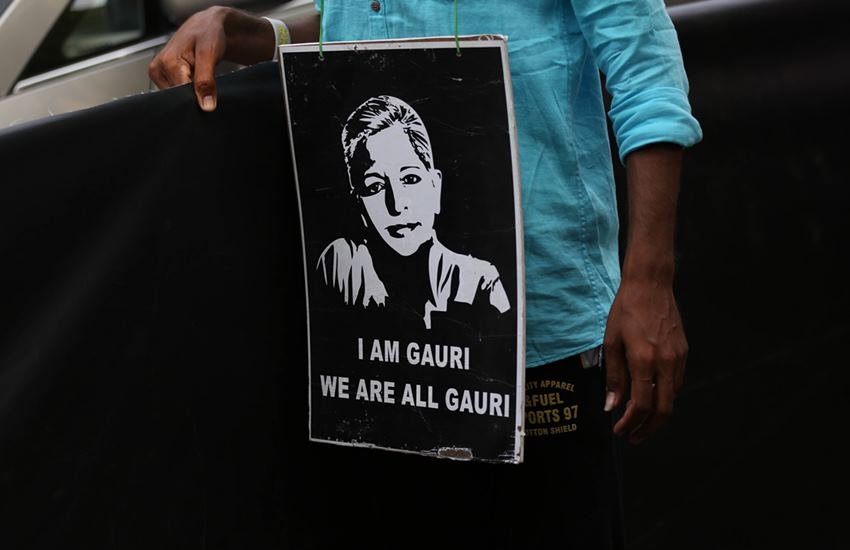 गौरी लंकेश की हत्‍या के विरोध में दिल्‍ली में हुए प्रदर्शन की एक तस्‍वीर (Express Photo by Tashi Tobgyal 051017)