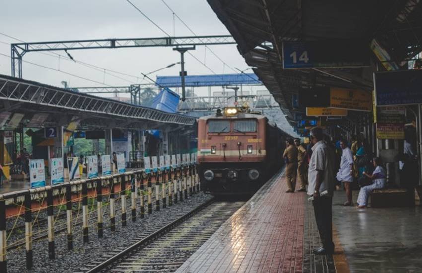 irctc, irctc train, irctc train booking, indian railway, indian railway station, irctc train status