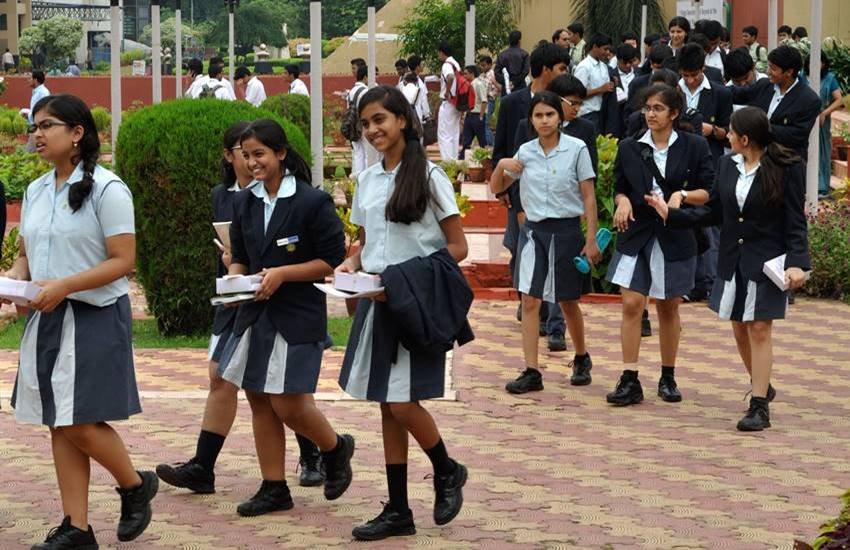 JAC 12th Arts Result 2018: स्टूडेंट्स रिजल्ट जारी होने के बाद बोर्ड की आधिकारिक वेबसाइट पर अपना रिजल्ट देख सकते हैं। 