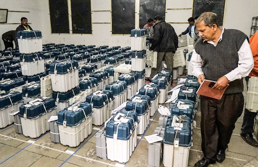 Jayanagar By Election Results 2018: इस सीट पर कुल 19 उम्मीदवार किस्मत आजमा रहे थे।