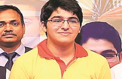 जेईई एडवांस्ड में देशभर में तीसरा स्थान पाने वाले कलश गुप्ता ने दिया सफलता का मंत्र