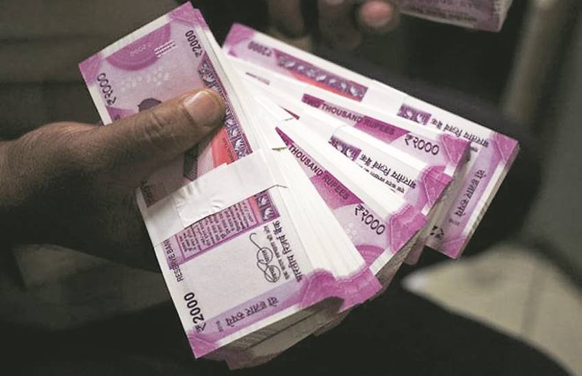 मई 2014 में 13 लाख करोड़ रुपए की नकदी थी 