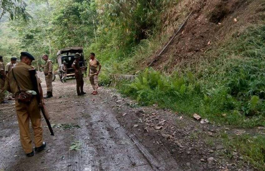 असम राइफल्स के वाहन को इसी जगह के आसपास निशाना बनाया गया था। (फोटोः ANI) 