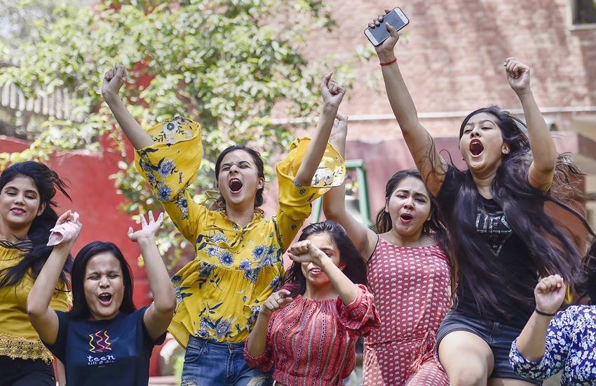 wbchse, wbchse result, wbchse result 2018, wbchse 12th result 2018, wbchse hs result 2018, wbchse hs result, west bengal hs result 2018, www.wbchse.nic.in, wbchse.nic.in, www.wbbse.gov.nic.in, wbbse, wbbse 10th result 2018, wbbse madhyamik result 2018, madhyamik result 2018, wbbse.org, www.wbbse.org, wbresults.nic.in, www.wbresults.nic.in, west bengal madhyamik result 2018