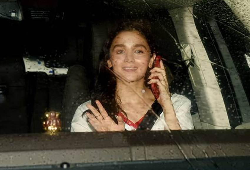 priyanka chopra, nick jonas, priyanka and nick dinner date, priyanka and nick affair, priyanka and nick unknow facts,parineeti, alia bhatt, alia and ranbir, alia ranbir