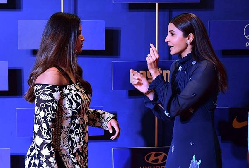 smriti mandhana, harmanreet kaur, viart kohli, mithali raj, AAnushka sharma, deepika pallikal, dinesh karthik, Krunalpandya, hadrik pandya, Naman, BCCI Award, M A K Pataudi Memorial Lecture and BCCI Awards,