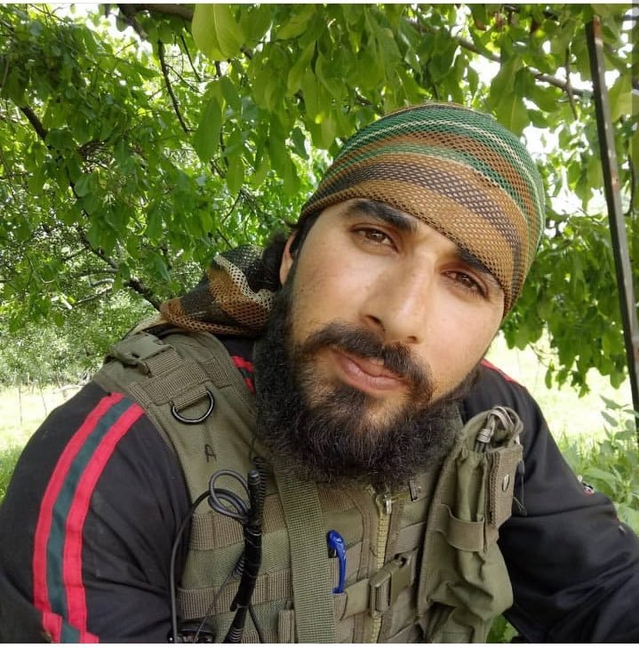 mohammad kaif, tweet, sacrifice, army man, aurangzeb, people, reacts, twitter,Shujaat Bukhari, editor Shujaat Bukhari, rising Kashmir, Pakistan, UN report on Kashmir, UN report, former Jammu Kashmir cm omar abdullah, Hindi news, News in Hindi, Jansatta"