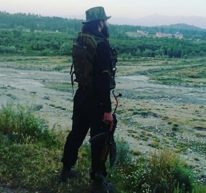 mohammad kaif, tweet, sacrifice, army man, aurangzeb, people, reacts, twitter,Shujaat Bukhari, editor Shujaat Bukhari, rising Kashmir, Pakistan, UN report on Kashmir, UN report, former Jammu Kashmir cm omar abdullah, Hindi news, News in Hindi, Jansatta"