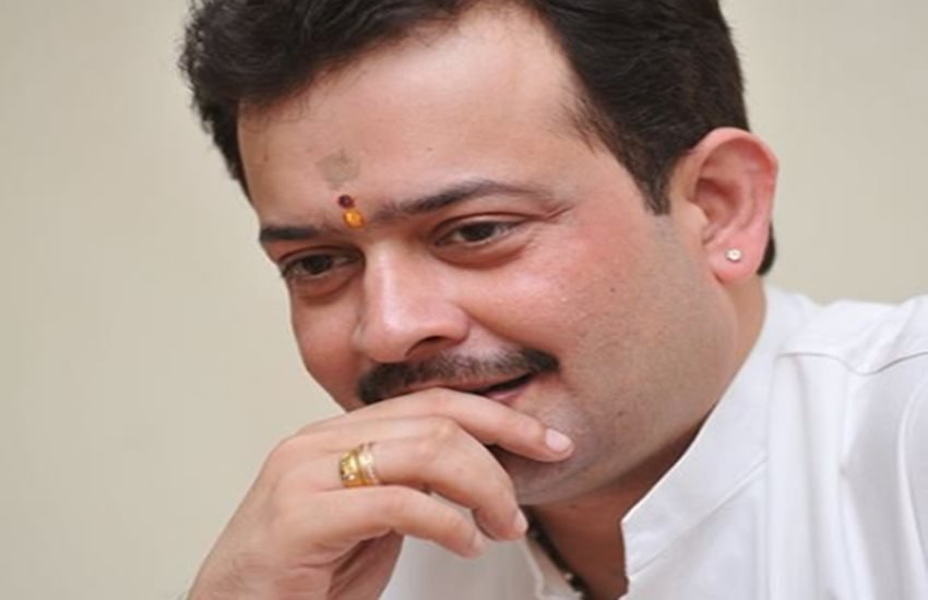 Bhaiyyu Maharaj Attack Indore Latest News: