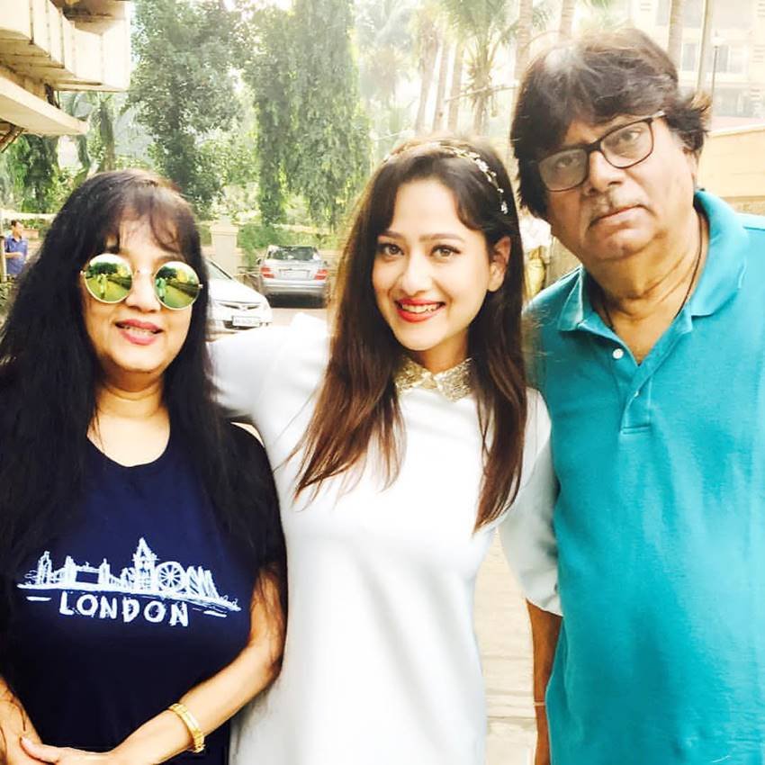 Mahaakshay Chakraborty, Madalsa Sharma, mahaakshay chakraborty, madalsa sharma, mimoh, mithun chakraborty, mithun chakraborty son, mahaakshay chakraborty wedding, mahaakshay chakraborty getting married, who is madalsa sharma"