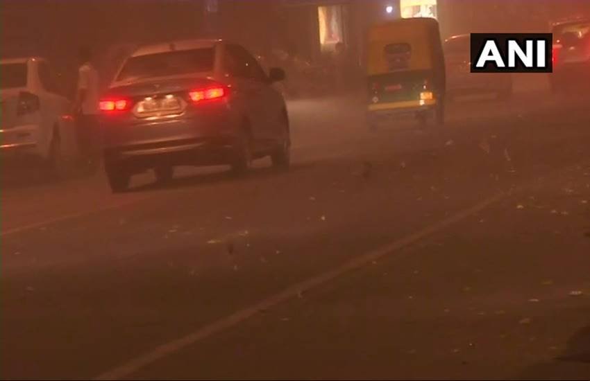 शास्त्री भवन के पास की तस्वीर। (सोर्स- एएनआई)