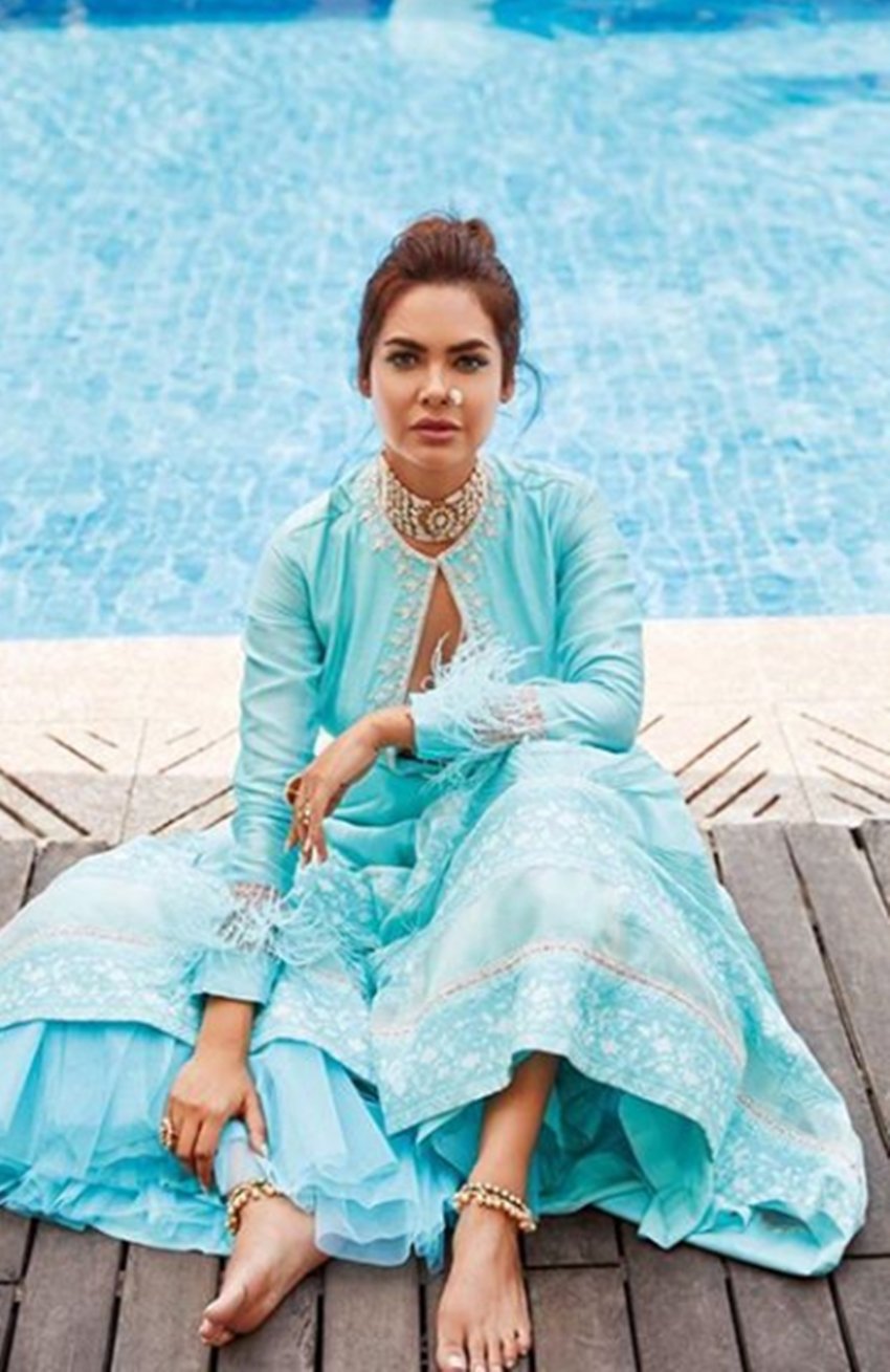 Esha Gupta, Esha Gupta bikini pics, Baadshaho, hardhik pandya, Esha Gupta vacation pics, Esha Gupta photos, Esha Gupta jansatta