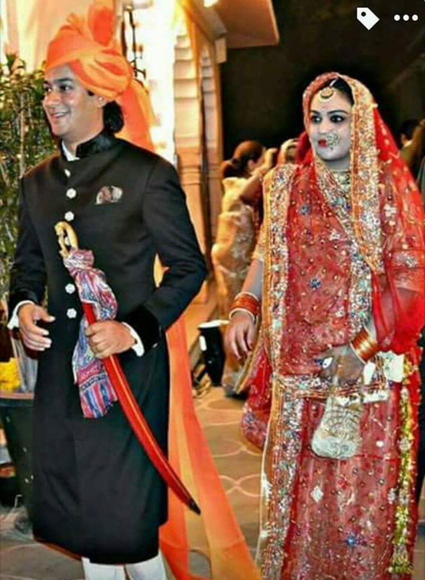 Jaiveer Shergill-divayata, devendra fadnavis- : Amruta Fadnavis Fadnavis,sachin pilot with sara pilot, Major Rajyavardhan Singh Rathore, Indian Youth Politician Education