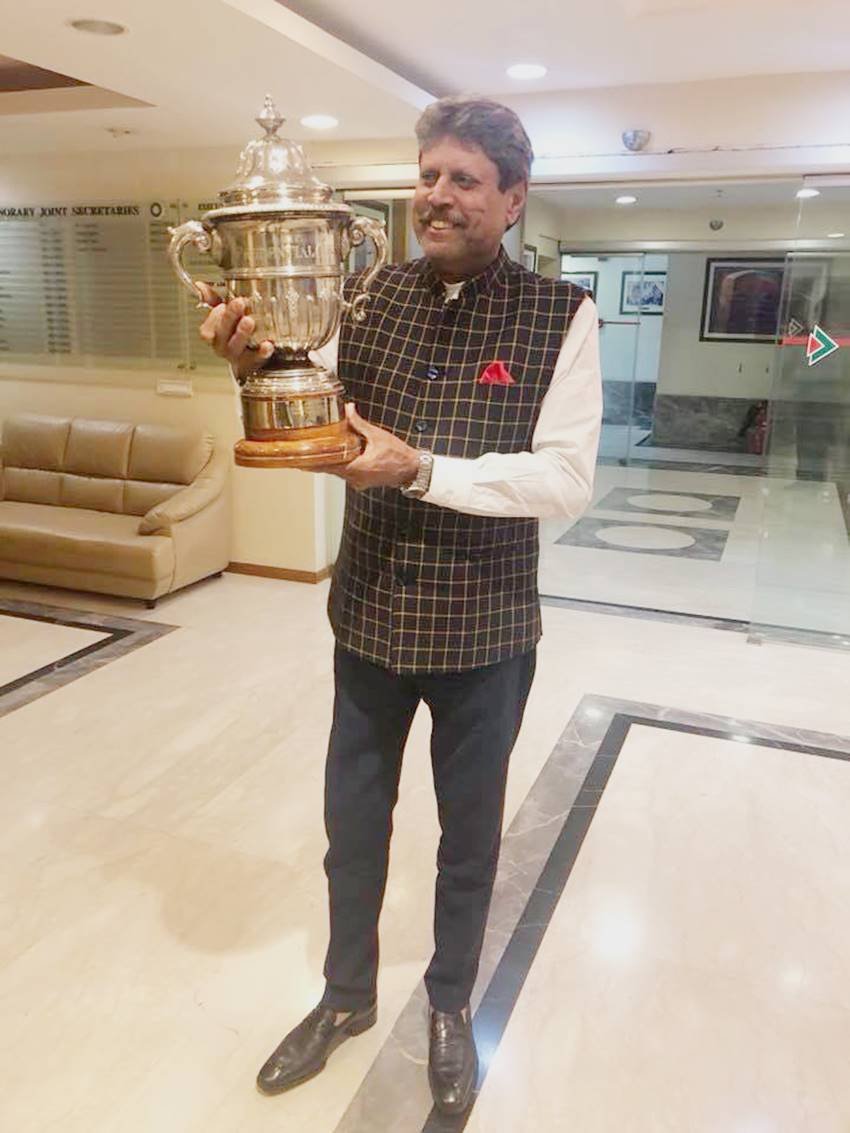 "1983 world cup, india 1983 world cup, June 25 1983, cricket world cup, prudential cup 1983, Kapil Dev, Mohinder Amarnath, Roger Binny, India vs West Indies 1983, ind vs wi 1983, India vs West Indies, cricket, latest news, sports, this day in history