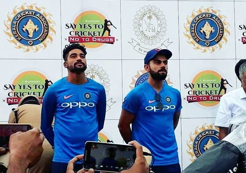 Mohammed Siraj, Gift, Jeep Compass, IPL Auction, IPL Salary, indian cricketer Mohammed Siraj, Mohammed Siraj new ride, Mohammed Siraj new car, Mohammed Siraj photos, Mohammed Siraj gallery jansata, Mohammed Siraj run, Mohammed Siraj wicket, IPL Mohammed Siraj, Mohammed Siraj in ipl Mohammed Siraj with kohli, kohali team Player Mohammed Siraj