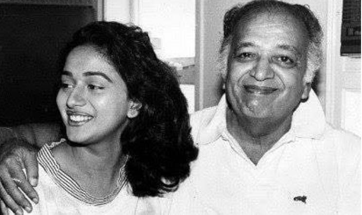 "Happy Fathers Day, Sunny Leone, Shah Rukh Khan, karan johar, Akshay Kumar, Kajol, abram, Nitara Kumar, anushka sharma, Fathers Day, Happy Father's Day wishes, Fathers Day posts, Fathers Day photos, celebs Fathers Day