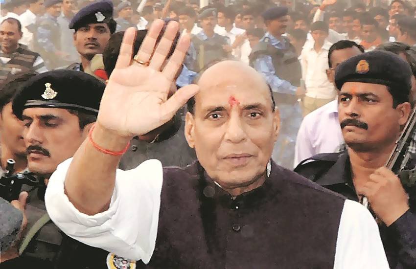 केंद्रीय गृहमंत्री राजनाथ सिंह ने एलान किया कि हम कश्मीर से आतंकवाद का सफाया करके ही दम लेंगे। 