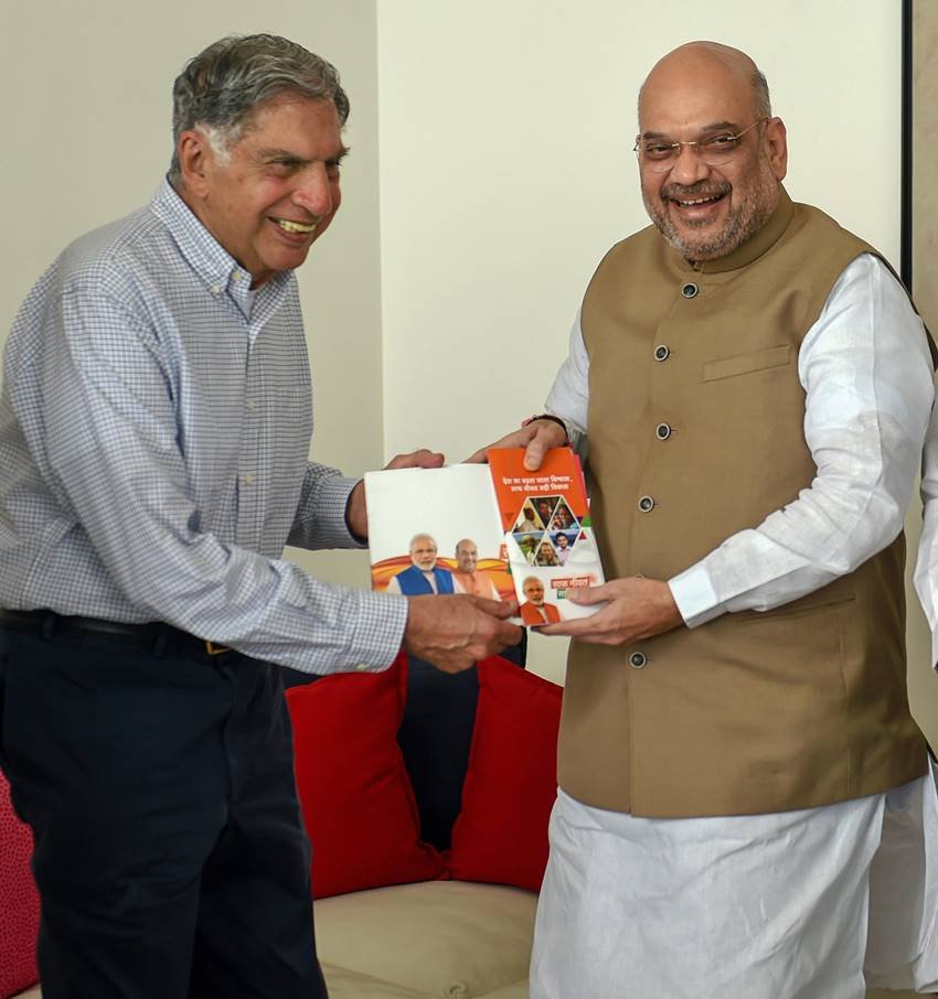 bjp leader amit shah, madhuri dixit, lata mageskar