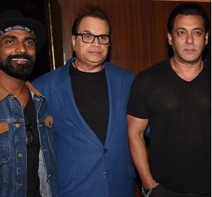 Salman Khan, Varun Dhawan, Ajay Devgn, Jacqueline Fernandez,Race 3, race 3, race 3 review, race 3 movie review, race 3 film review, race 3 movie download, race 3 movie download online, race 3 full movie download online, race 3 movie download online, salman khan, salman khan race 3