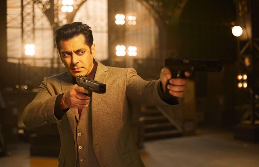 race 3, race 3 review, race 3 movie review, race 3 film review, race 3 movie download, race 3 movie download online, race 3 full movie download online, race 3 movie download online, salman khan, salman khan race 3