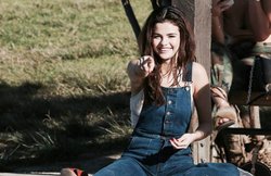 इंस्टाग्राम पर सबसे ज्यादा फॉलो की जाने वाली इस एक्ट्रेस को बताया ‘बदसूरत’, निशाने पर मशहूर डिजाइनर