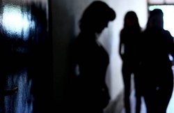 13 साल की उम्र में दी गायों वाली टेबलेट! वेश्यावृत्ति में फंसी युवती ने सुनाई खौफनाक कहानी