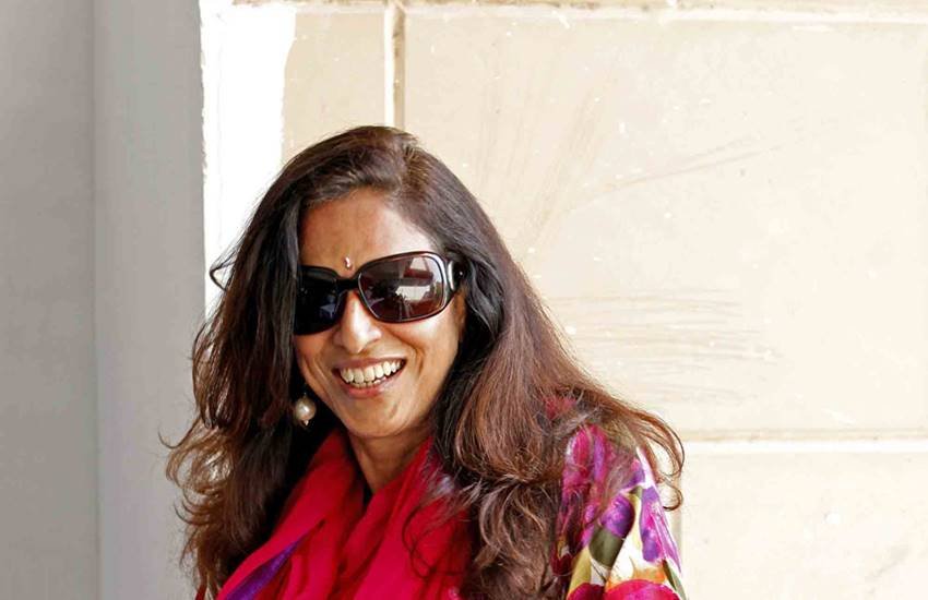 मशहूर सोशलाइट व पत्रकार शोभा डे। (Photo: Express Archive)