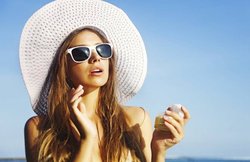 स्किन को पराबैगनी किरणों और प्रदूषण से बचाते हैं कच्चे दूध से बने ये 3 फेस पैक्स, जानें कैसे