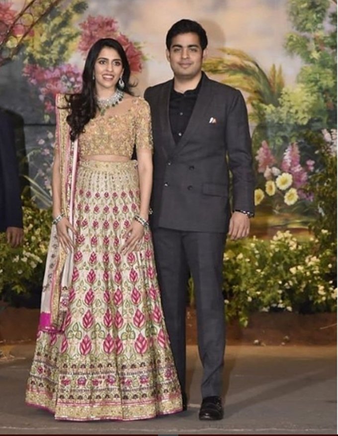 Akash Ambani, Shloka Mehta, engagement party, 30 june, Nita Ambani’s son Akash, venu luxurious residence Antilla, jansatta, entertainment news, bollywood news