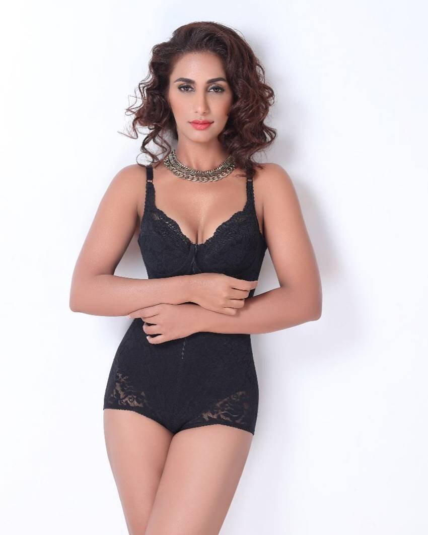 namanandi movies, sneha namanandi, sneha namanandi hot pics, sneha namanandi upcoming movies, sneha namanandi images, sneha namanandi hindi, Torbaaz, sanjay dutt, sanjay dutt movie