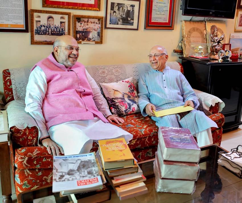 bjp leader amit shah, madhuri dixit, lata mageskar