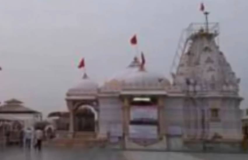 Gujarat temple, Gujarat temple facts, Gujarat temple and ghee, famous Gujarat temple, Gujarat temple unknown facts, Gujarat temple story, Gujarat temple and religion, ghee, ghee in worship, ghee in prayer, Washed With Ghee, Religion news