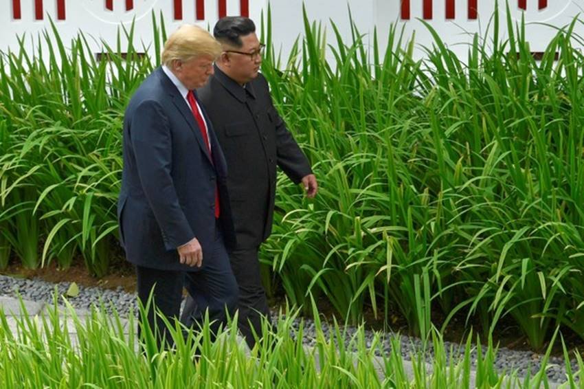 trump kim meeting donald trump, kim jong un, singapore summit, kim trump meet, north korea summit, north korea us ties, denuclearisation, trump in singapore, kim in singapore