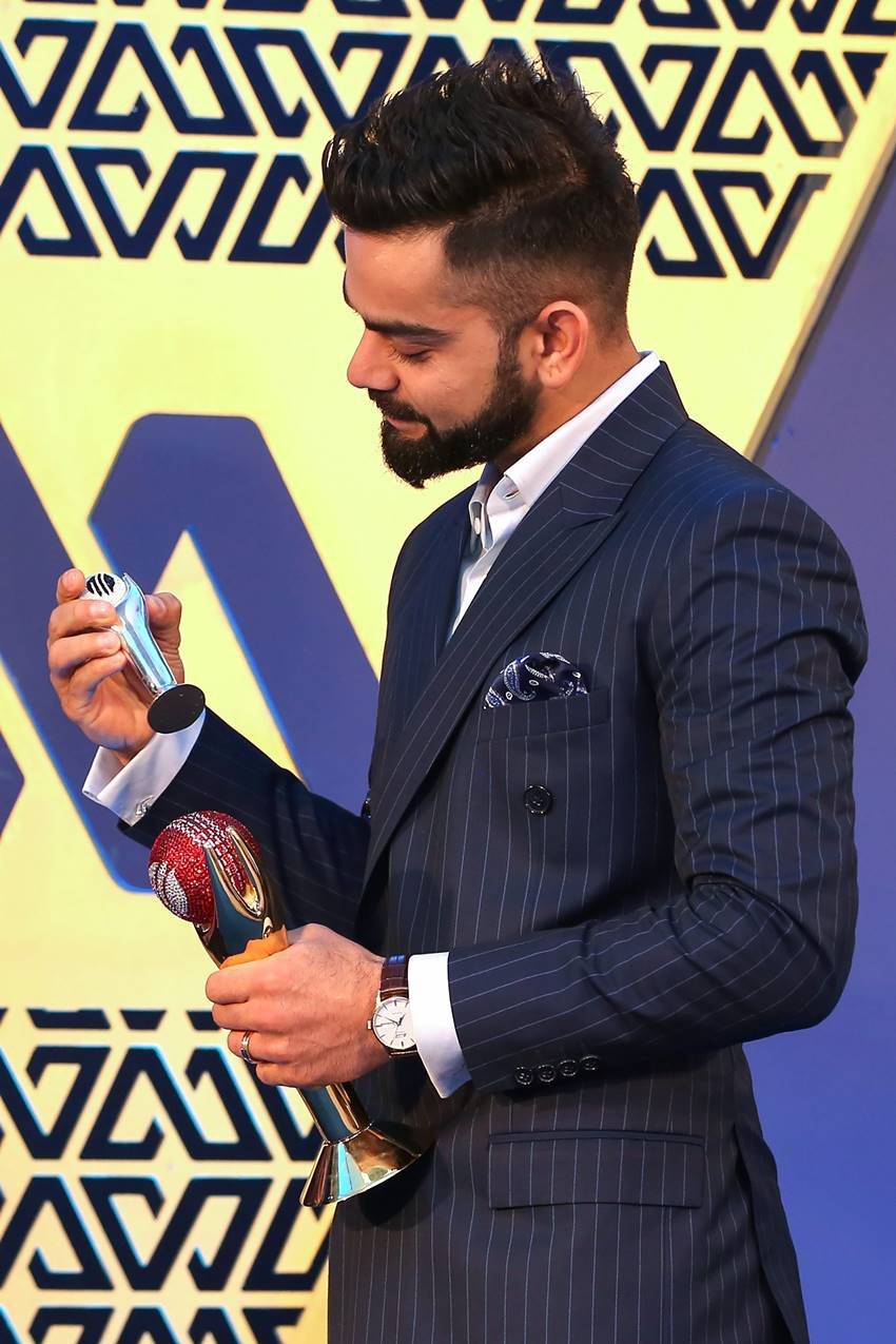 smriti mandhana, harmanreet kaur, viart kohli, mithali raj, AAnushka sharma, deepika pallikal, dinesh karthik, Krunalpandya, hadrik pandya, Naman, BCCI Award, M A K Pataudi Memorial Lecture and BCCI Awards,