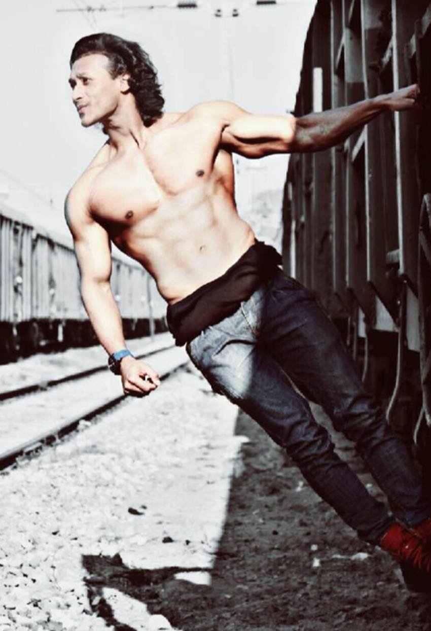 Tiger Shroff, Tiger Shroff Pictures, Tiger Shroff Hot body, Tiger pictures India, Tiger Shroff photographs, Tiger Shroff and doppelganger, entertainment news, bollywood news
