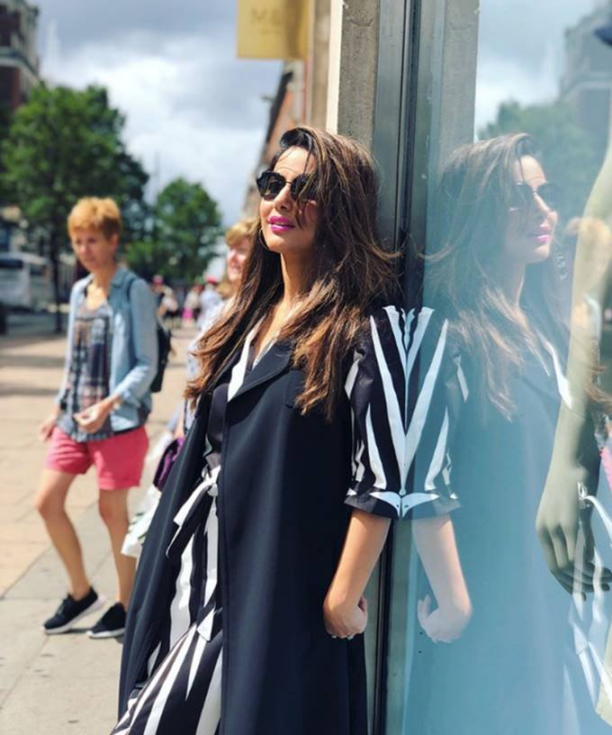 hina khan, hina khan in her favorite city, hina khan in london, tv actress hina khan, hina khan shopping mood is on, here is pictures of hina khan, entertainment news, bollywood news, television news, entertainment news, bollywood news, television news, entertainment news, bollywood news, entertainment news, bollywood news, television news, entertainment news, bollywood news