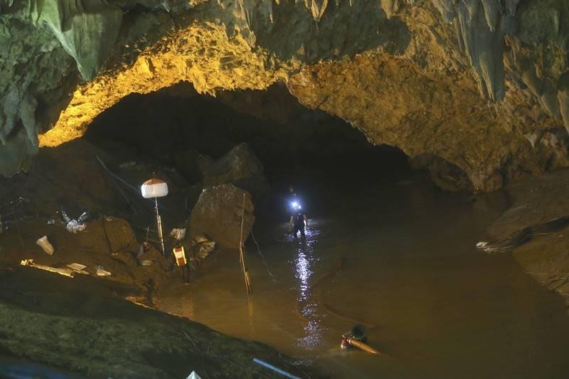 thailand cave rescue, thailand cave rescue operation, Thai football team, Thai football team trapped, Tham Luang, Tham Luang cave, thailand, SEAL diver, Thai Navy, world news, thailand latest photos